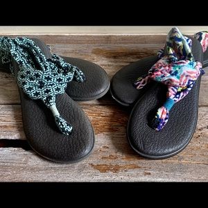 Set of two pairs of Sanuk yoga strap sandals sz 8